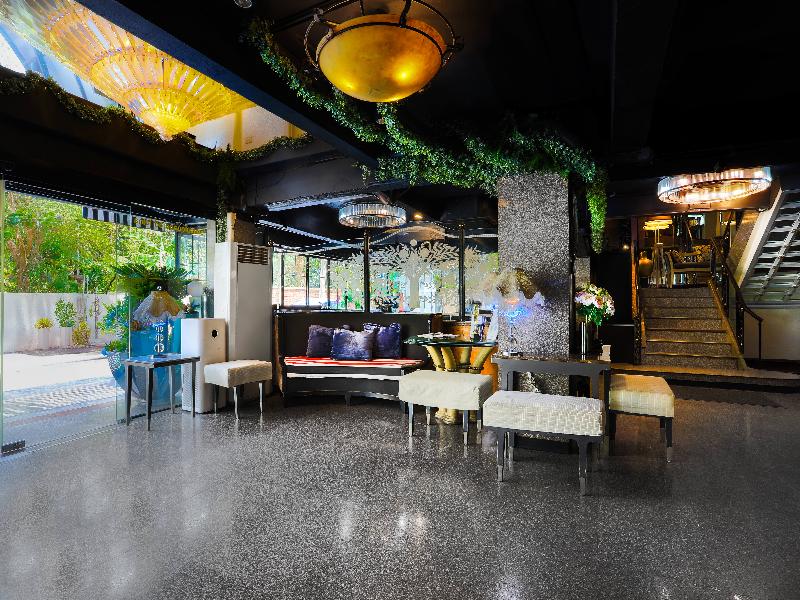Diamond City Hotel image