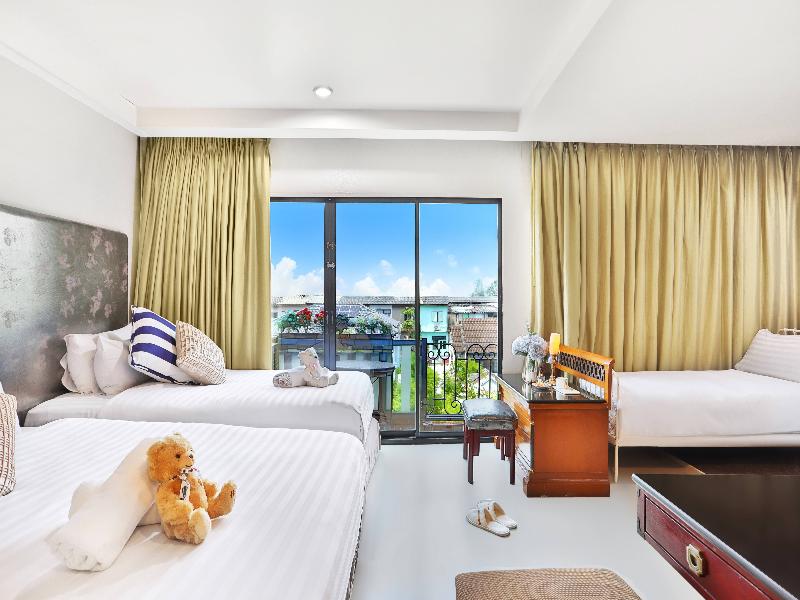 Diamond City Hotel image