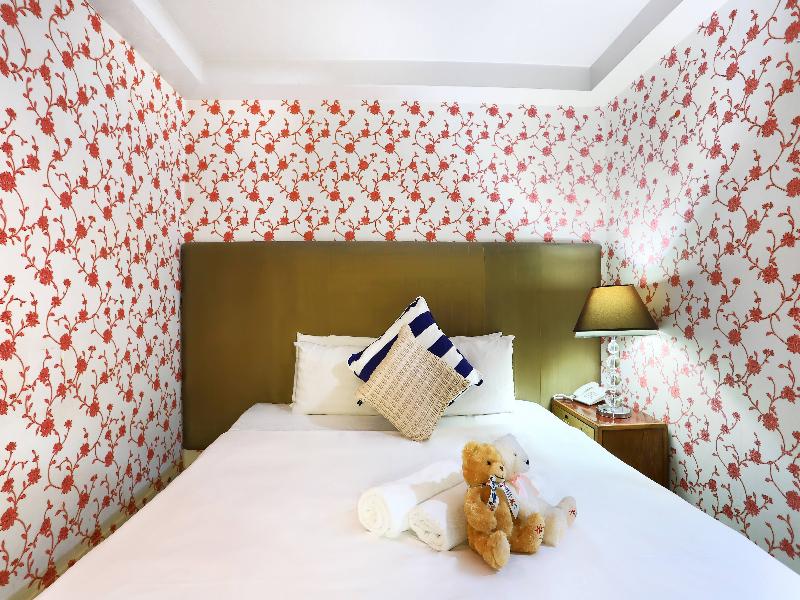 Diamond City Hotel image