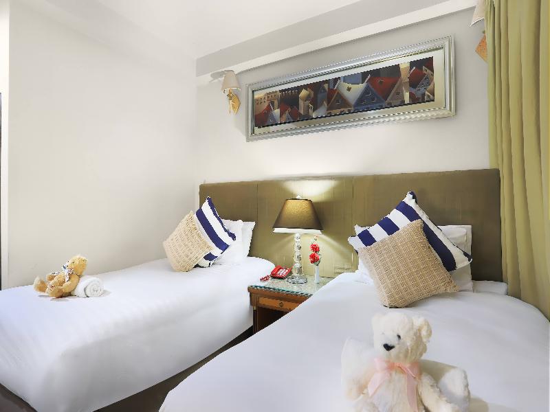 Diamond City Hotel image