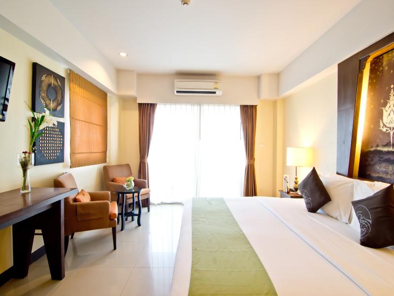 Golden Sea Pattaya Hotel image
