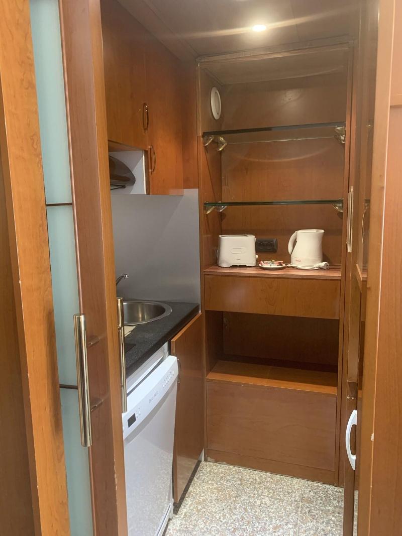 Stay in style at Goldstar Suites