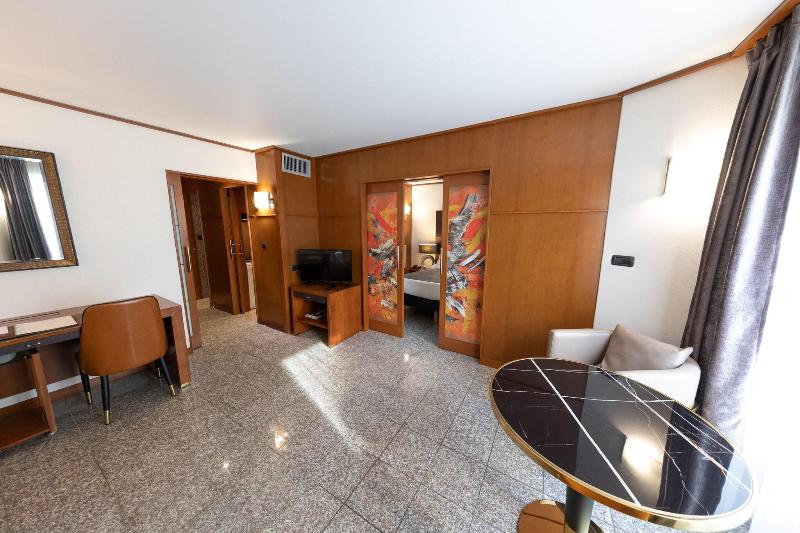 Stay in style at Goldstar Suites