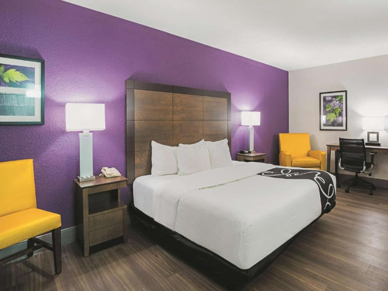 Wingate by Wyndham Galveston Beachfront at Seawall image