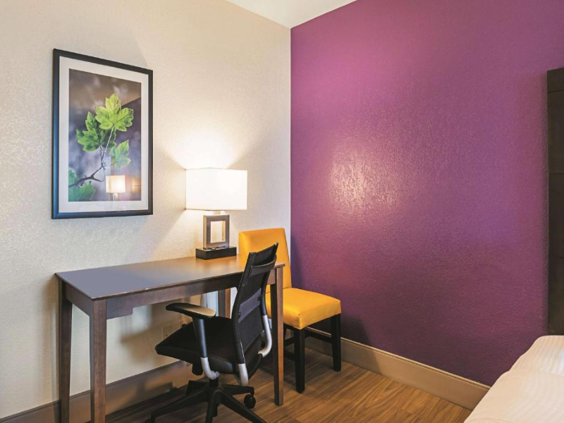 Wingate by Wyndham Galveston Beachfront at Seawall image