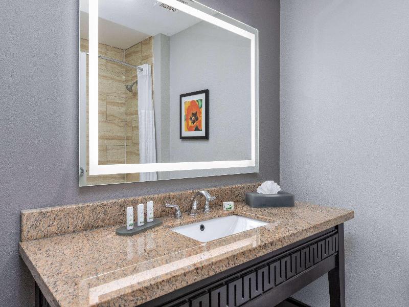 La Quinta Inn & Suites Allen at the Village image