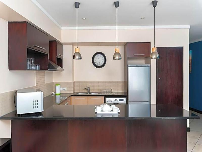VIP Living Luxury Hotel Apartments image