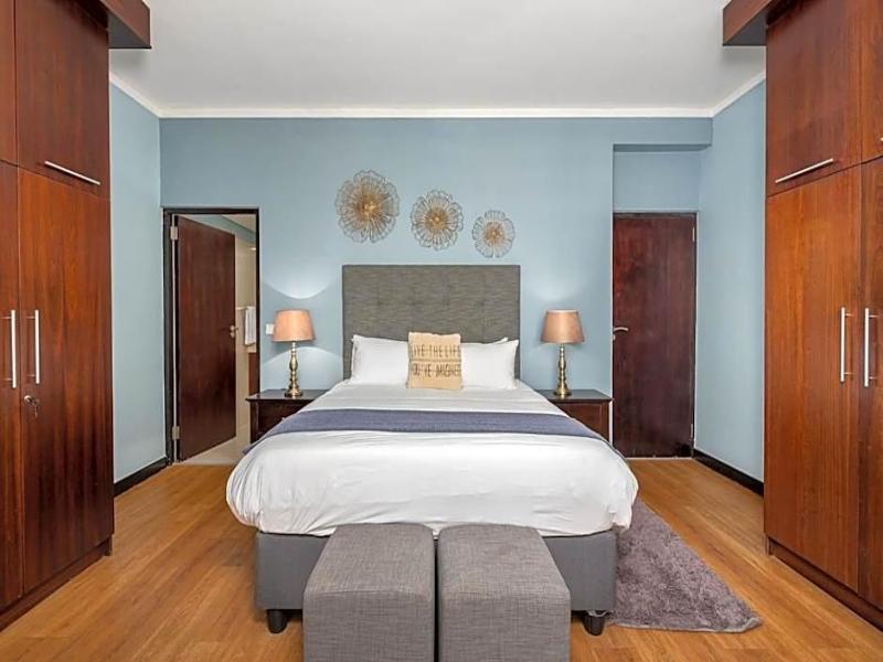 VIP Living Luxury Hotel Apartments image