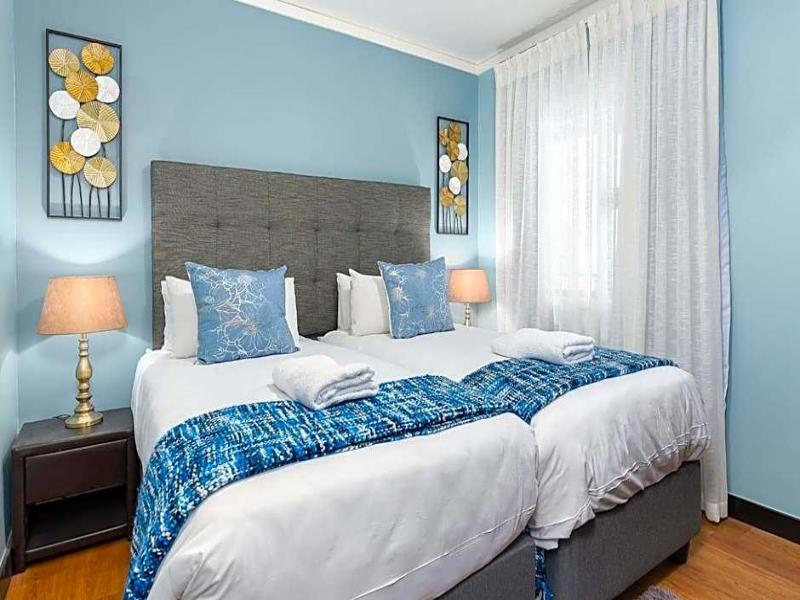 VIP Living Luxury Hotel Apartments image