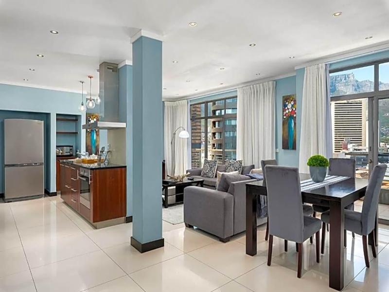 VIP Living Luxury Hotel Apartments image