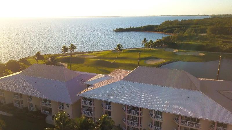 Holiday Inn Resort Grand Cayman  image