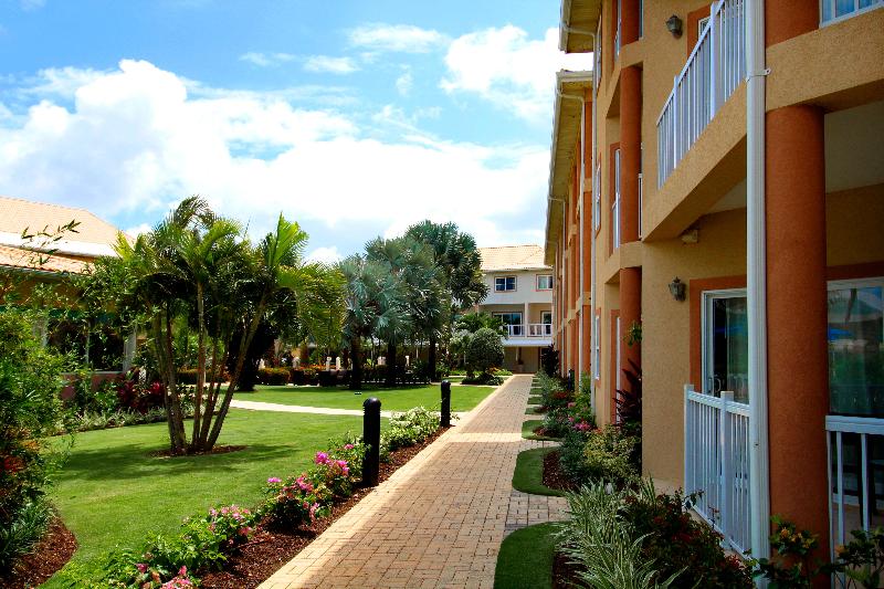 Holiday Inn Resort Grand Cayman  image