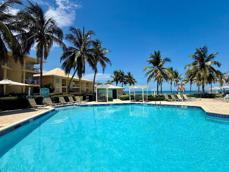 Holiday Inn Resort Grand Cayman  image
