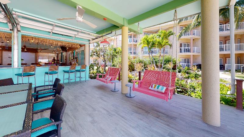 Holiday Inn Resort Grand Cayman  image