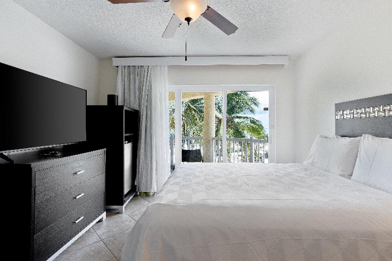 Holiday Inn Resort Grand Cayman  image