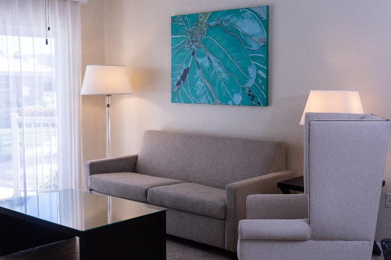 Holiday Inn Resort Grand Cayman  image