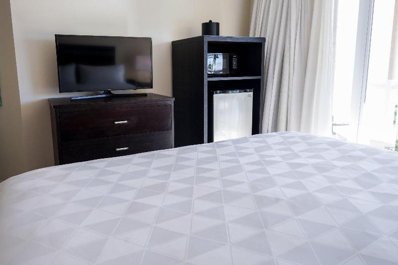 Holiday Inn Resort Grand Cayman  image