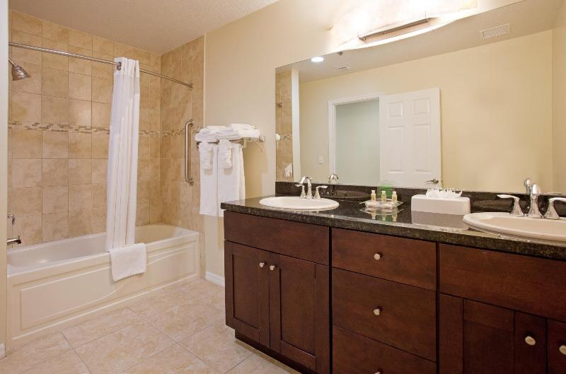 Holiday Inn Resort Grand Cayman  image