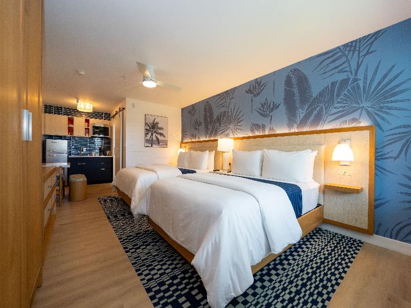 The Sunshine Hotel and Suites image