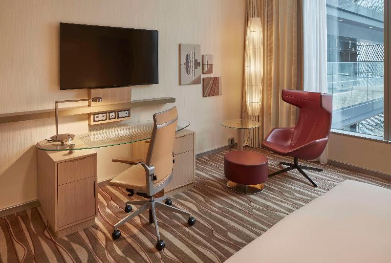 Hilton Frankfurt Airport image