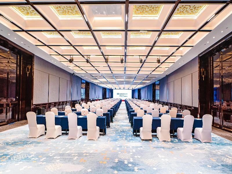 Wyndham Qingdao image