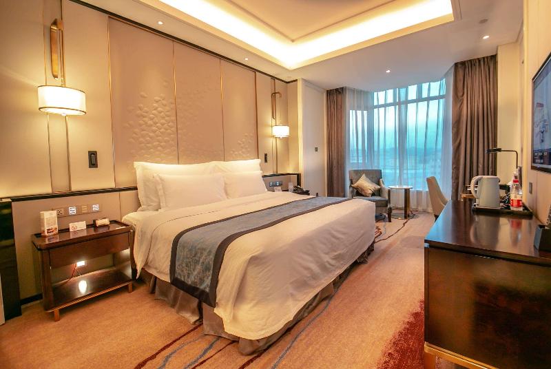 Wyndham Qingdao image