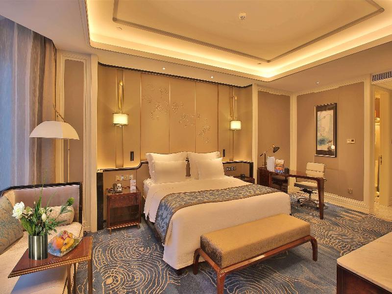 Wyndham Qingdao image