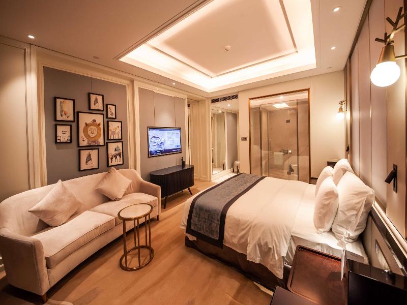 Wyndham Qingdao image