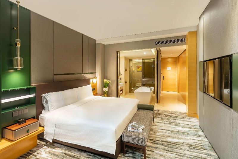 Hilton Shanghai Hongqiao image