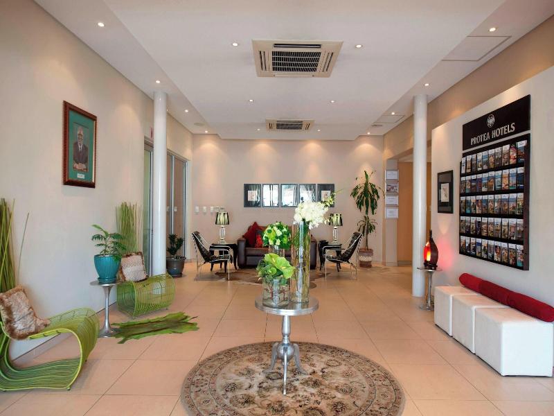 Protea Hotel Windhoek Fürstenhof image
