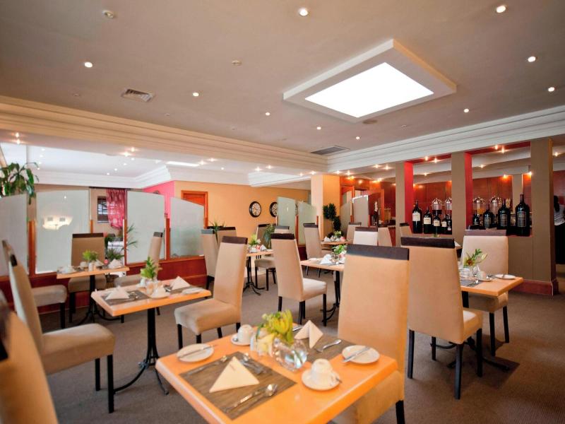 Protea Hotel Windhoek Fürstenhof image