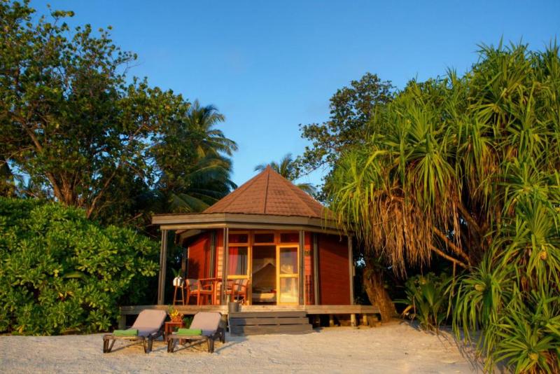 Komandoo Maldive Island Resort