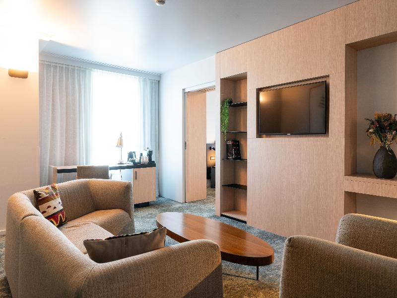 Best Western Premier Le Masq Hotel image