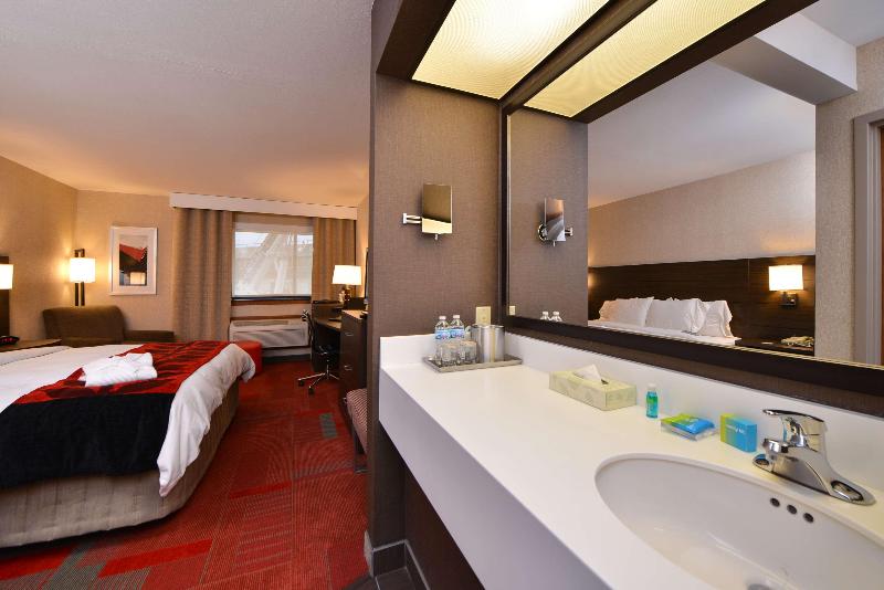 Radisson Hotel - Madison