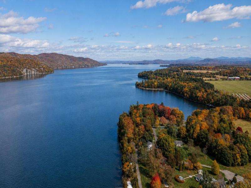 Basin Harbor image