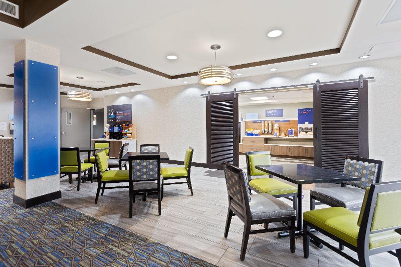 Holiday Inn Express & Suites Largo-Clearwater IHG image