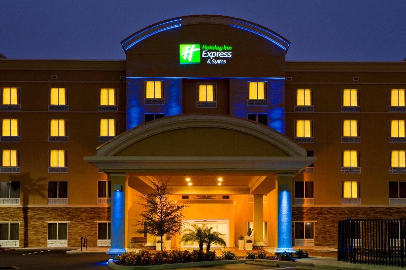 Holiday Inn Express & Suites Largo-Clearwater IHG image