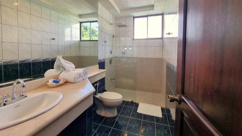 Best Western Hotel & Casino Kamuk image