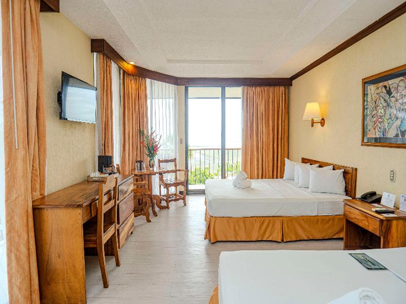 Best Western Hotel & Casino Kamuk image