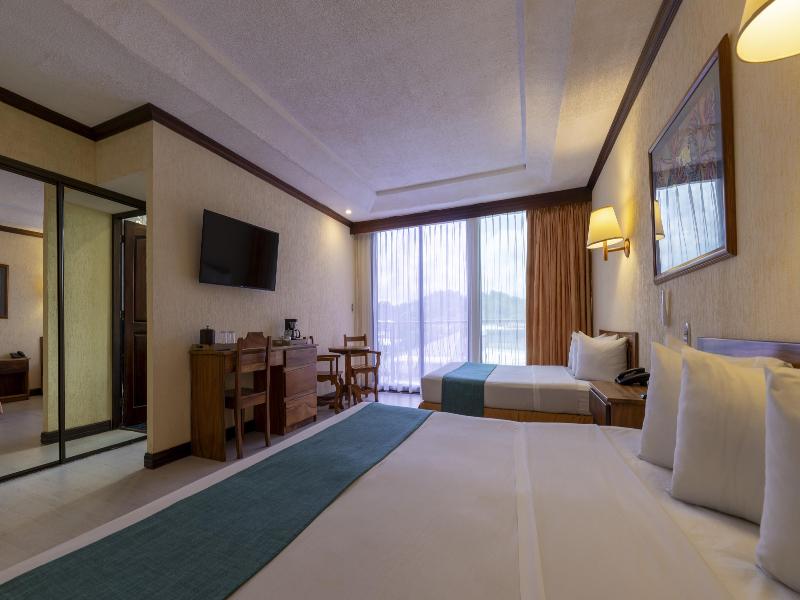 Best Western Hotel & Casino Kamuk image