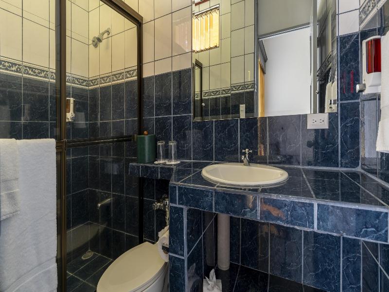 Best Western Hotel & Casino Kamuk image