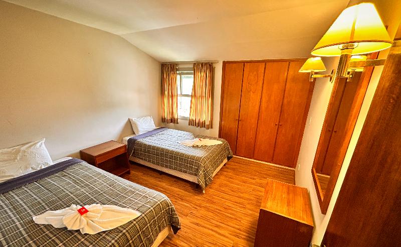 Plaza Inn Week Inn image