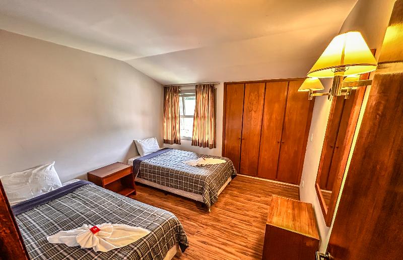Plaza Inn Week Inn image