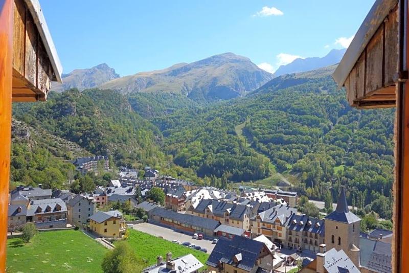 Vicente  — general view