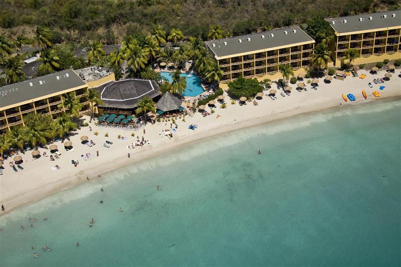 Hotel Emerald Beach Resort