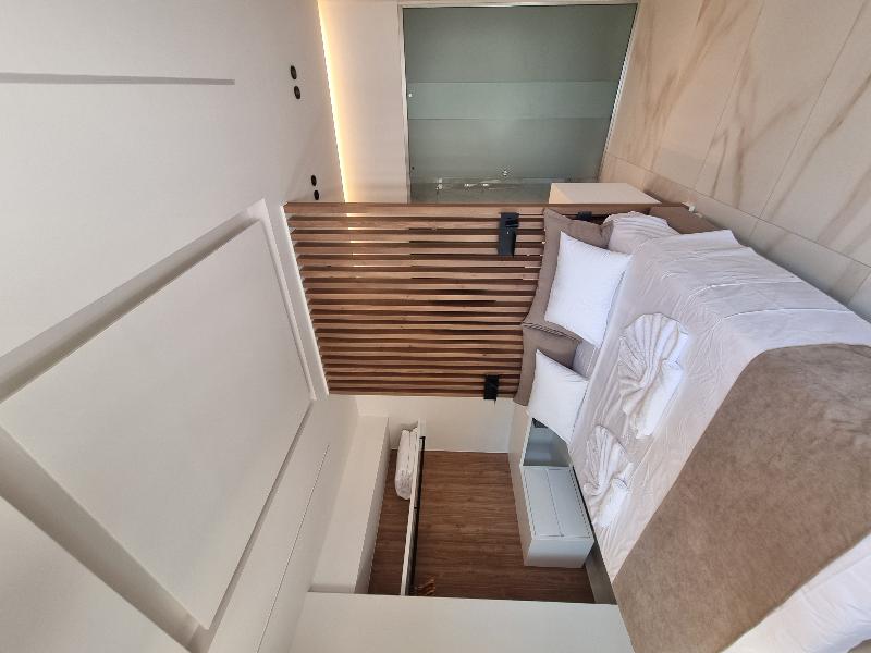Leonidas Studios & Apartments image