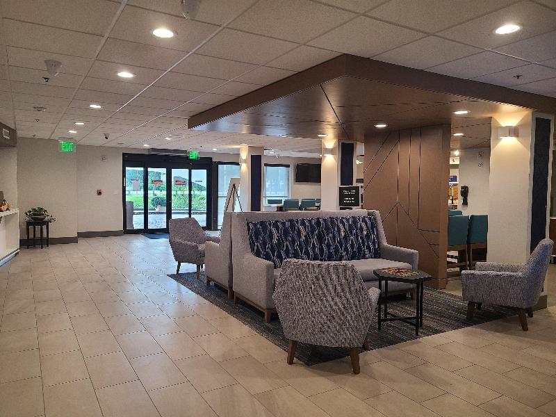Holiday Inn Express Ft Lauderdale N Exec Airport image