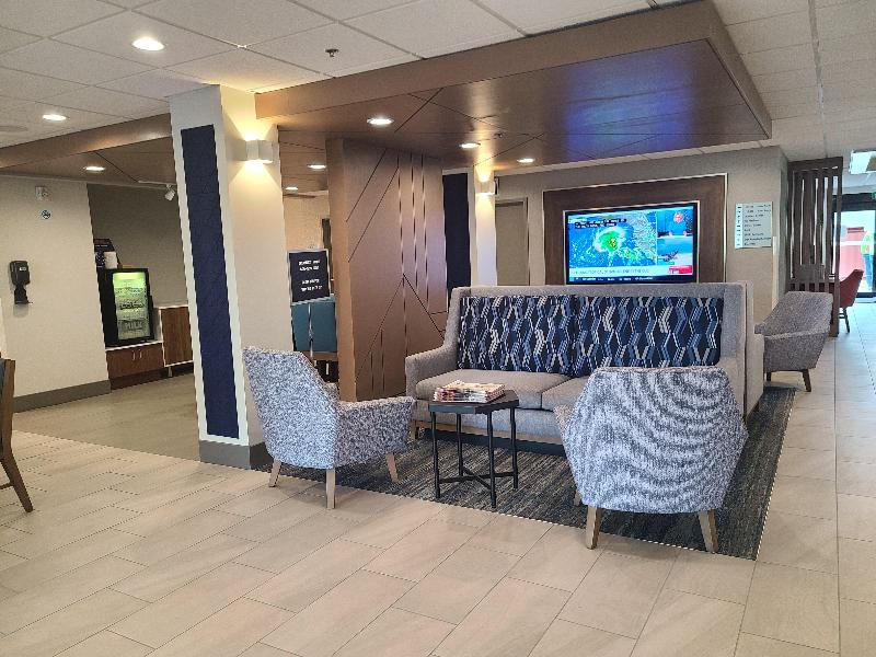 Holiday Inn Express Ft Lauderdale N Exec Airport image