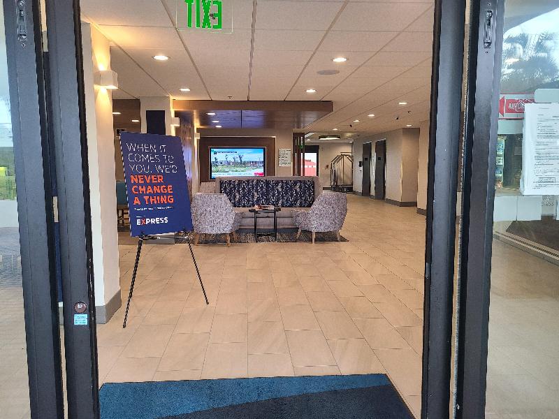 Holiday Inn Express Ft Lauderdale N Exec Airport image