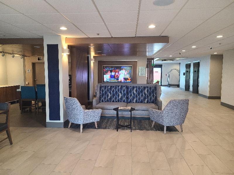 Holiday Inn Express Ft Lauderdale N Exec Airport image
